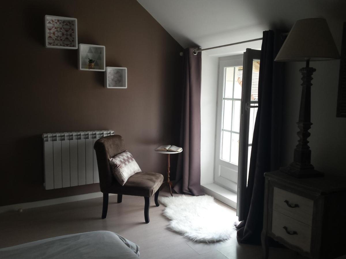 Chambres Des Rosiers Sennevieres Bagian luar foto